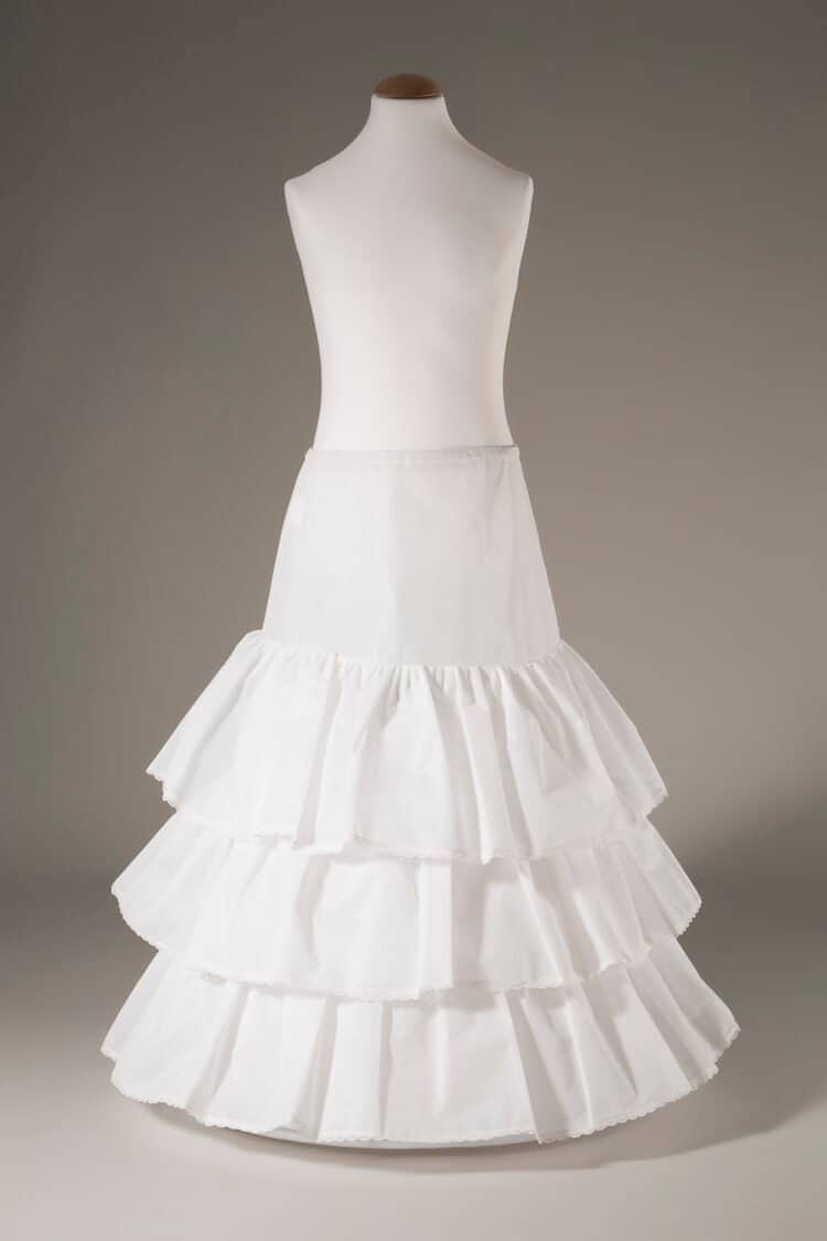 Petticoat communion reference 30