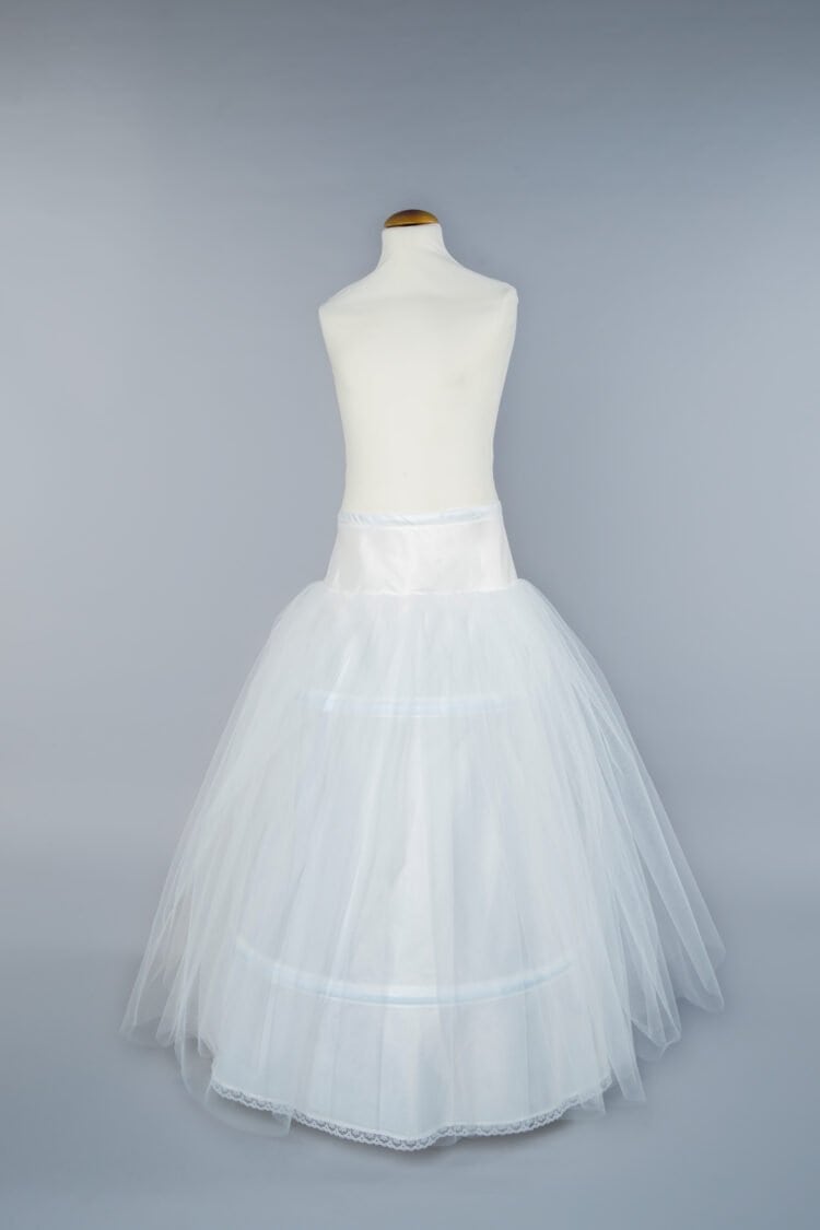 Petticoat communion reference 58