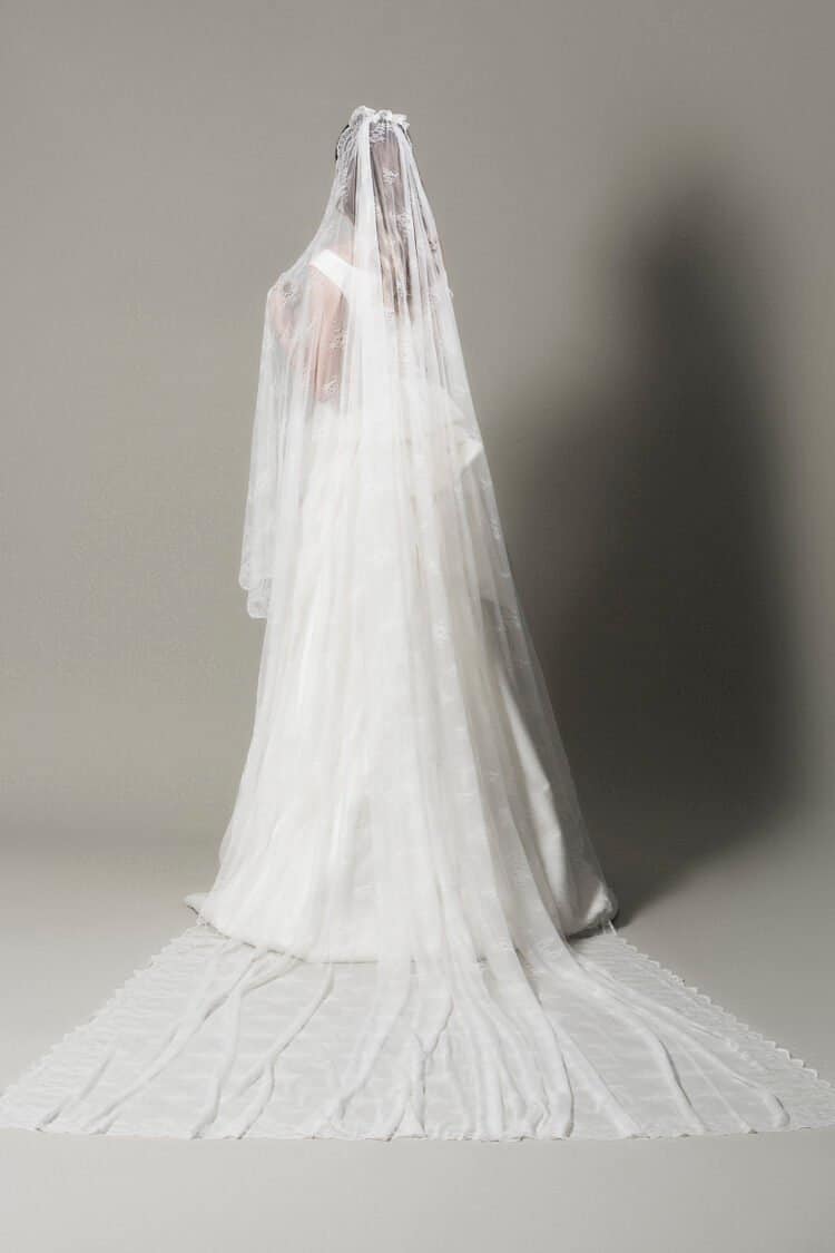 Mantilla modelo 711