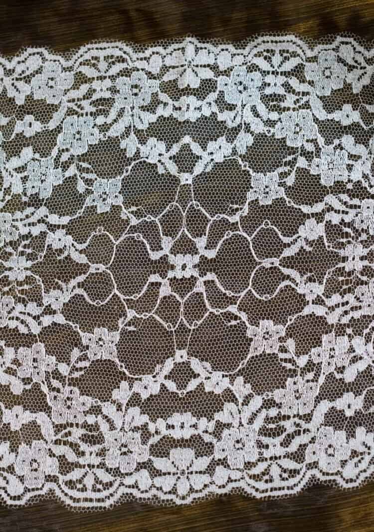 Handkerchief reference 73