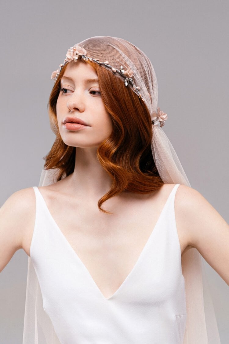 Headdress reference 8520
