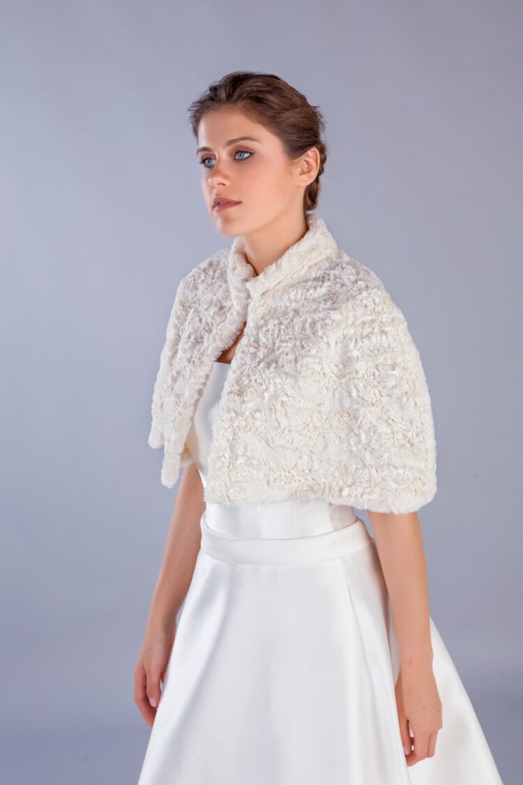 Mandarin collar cape reference 885