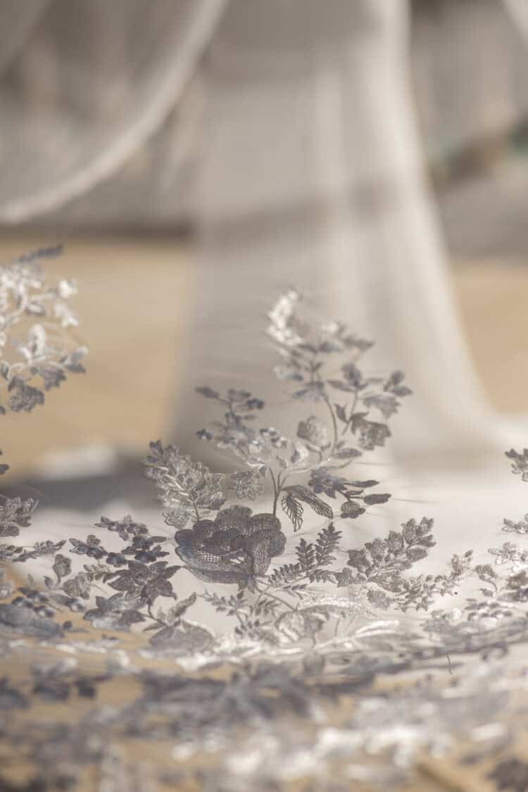 Outlet veils