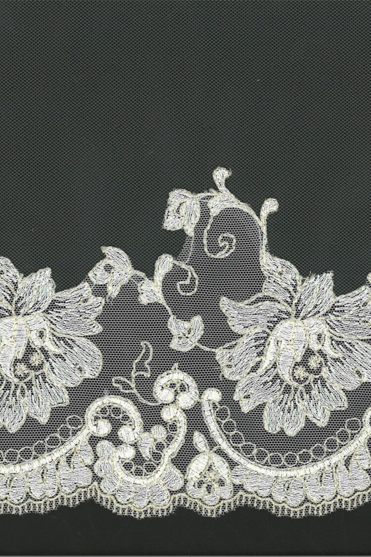 Embroidered lace ref. 2663