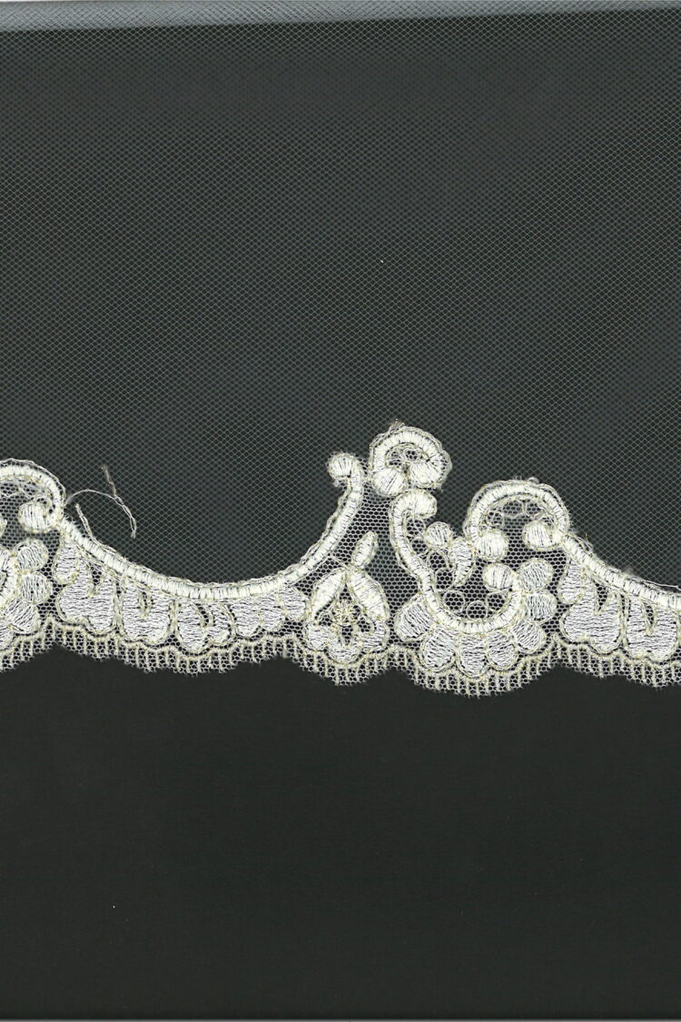 Embroidered lace ref. 2802