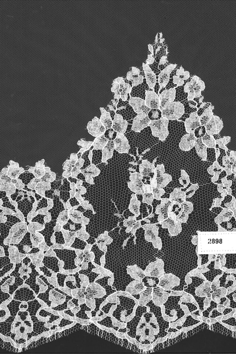 Chantilly ref. 2898